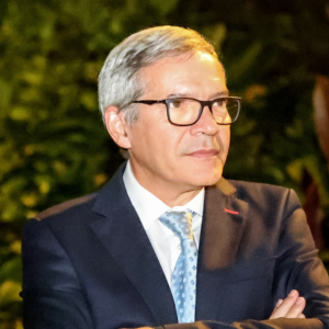 Desenvolvimento executivo e pessoal ISE Business School.