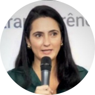 Gerente de Governança Familiar na Suzano Holding. Professora convidada em instituições como FDC e IBGC.